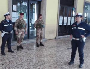Image for Zona Stazione: presidio della Municipale con i militari dell’Esercito